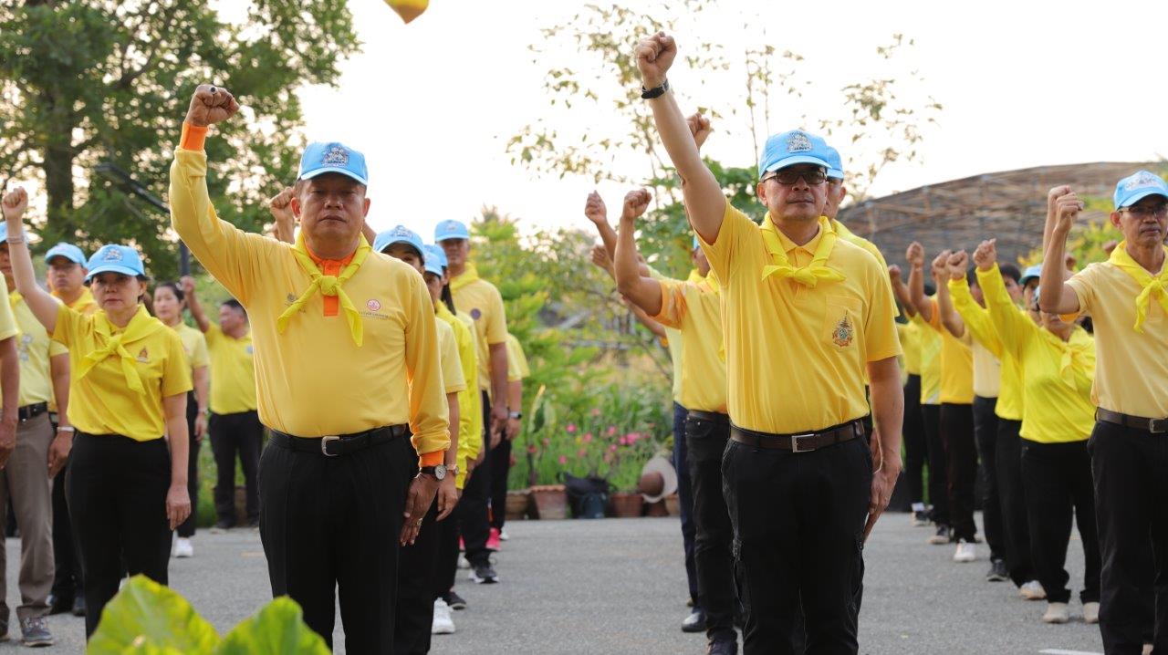 รองผู้ว่าฯพิจิตร นำข้าราชการ เจ้าหน้าที่ ร่วมกิจกรรมจิตอาสาพัฒนาศูนย์ชัยพัฒนาการเกษตรสิรินธร อ.บางมูลนาก&nbsp;