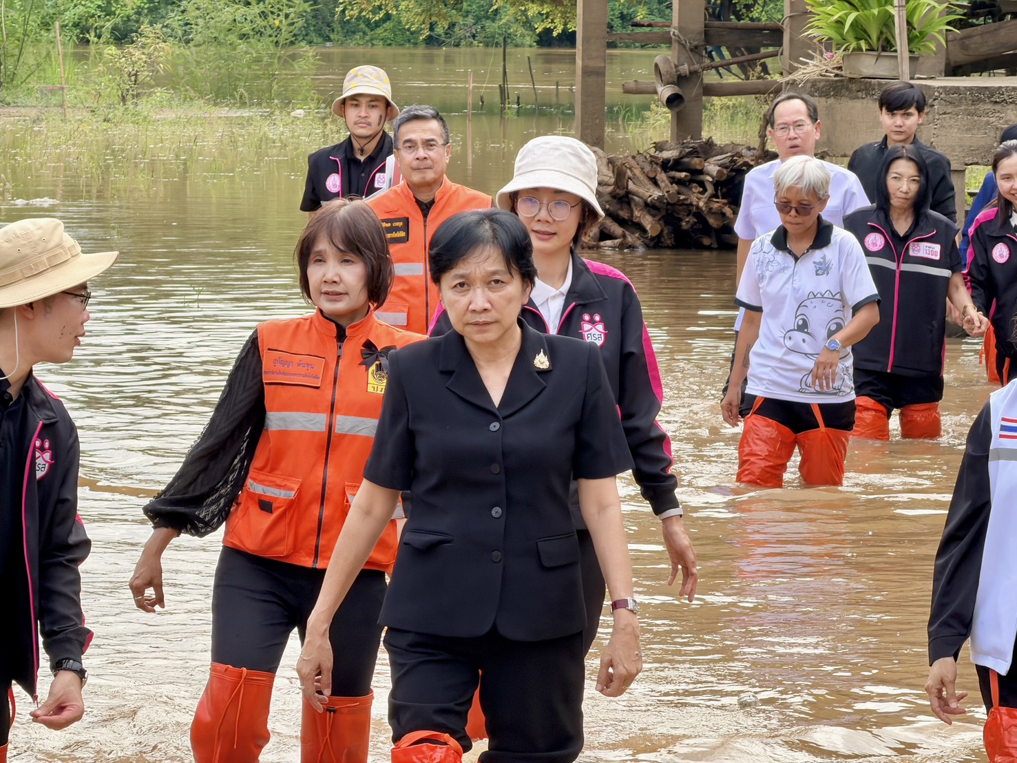 ผู้ว่าฯ พิจิตร สั่งการทุกหน่วยงานในระดับจังหวัดและอำเภอ เตรียมพร้อมรับสถานการณ์อุทกภัยในช่วงฤดูฝน ย้ำ ต้องดูแลประชาชนชาวพิจิตรอย่างใกล้ชิดก่อนมวลน้ำเข้าสู่จังหวัดพิจิตร