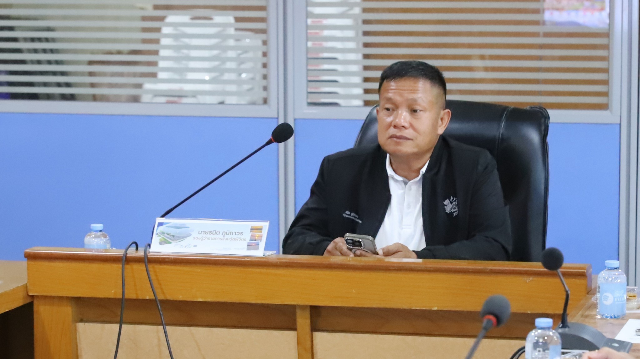 รองผู้ว่าฯ พิจิตร &ldquo;ธนิต ภูมิถาวร&rdquo; ประชุมหารือการจัดทำป้ายประชาสัมพันธ์การท่องเที่ยวของจังหวัดพิจิตร ส่งเสริมและสร้างภาพลักษณ์ที่ดีด้านการท่องเที่ยว&nbsp;