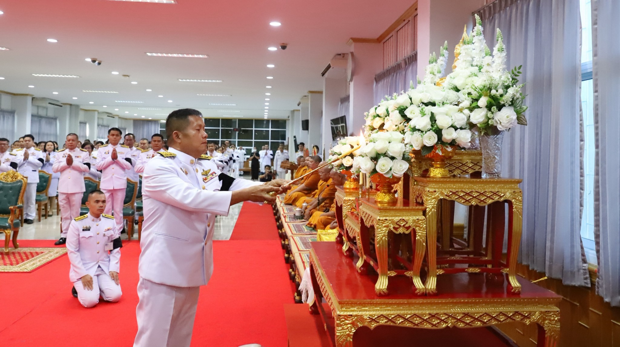 จ.พิจิตร จัดพิธีสวดพระพุทธมนต์ พิธีวางพวงมาลาและถวายราชสดุดี และพิธีทำบุญตักบาตรถวายเป็นพระราชกุศล เนื่องในวันคล้ายวันสวรรคต "พระบาทสมเด็จพระจอมเกล้าเจ้าอยู่หัว"